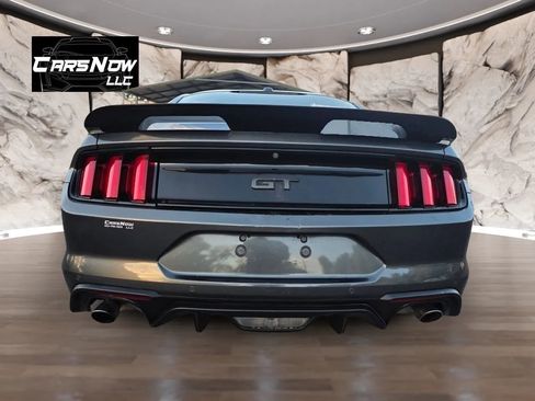 Used 2017 Ford Mustang GT Premium w/ Equipment Group 401A image 5
