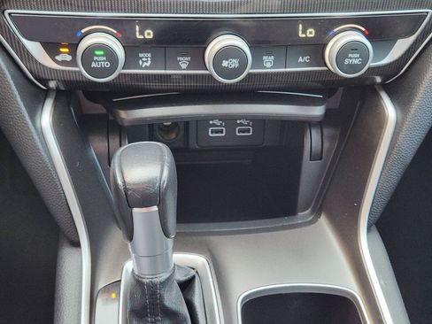 Certified 2022 Honda Accord Sport image 18