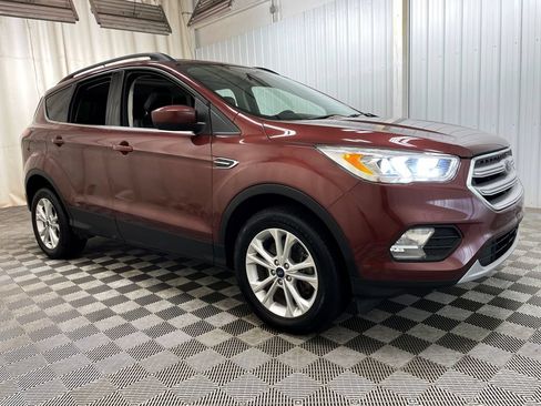Used 2018 Ford Escape SEL AWD/4WD image 46