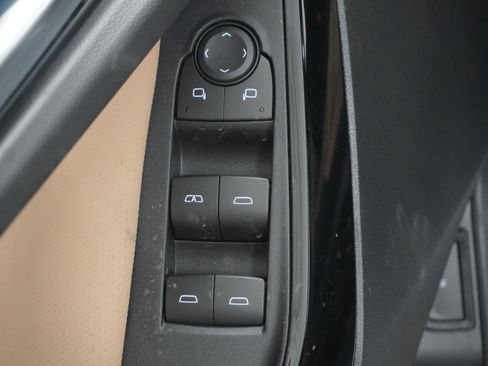 New 2026 Chevrolet Equinox ACTIV w/ Convenience Package III FWD image 14