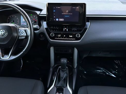 Used 2025 Toyota Corolla Cross AWD Hybrid image 15
