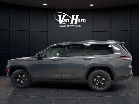 New 2026 Jeep Grand Cherokee L 4WD image 4
