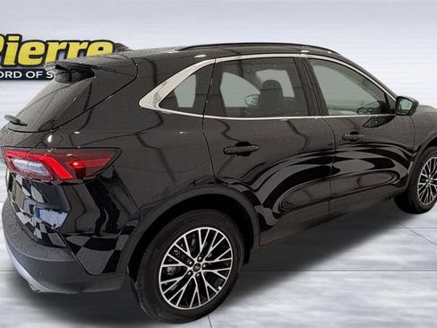 New 2025 Ford Escape SE w/ PHEV Premium Package FWD image 5