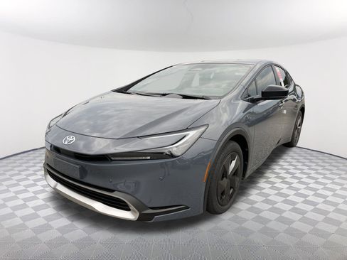 New 2026 Toyota Prius SE image 14