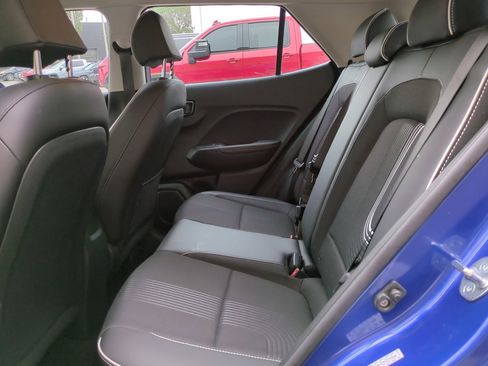 Certified 2023 Hyundai Venue Limited image 13