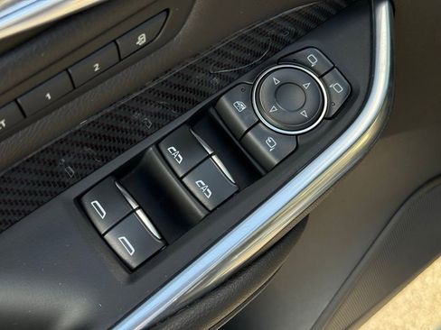 Used 2020 Cadillac XT4 Sport image 28