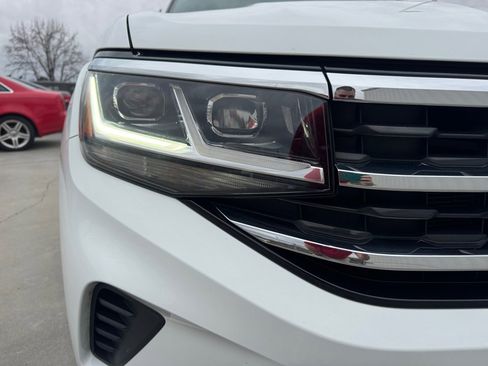 Used 2023 Volkswagen Atlas Cross Sport SE image 24