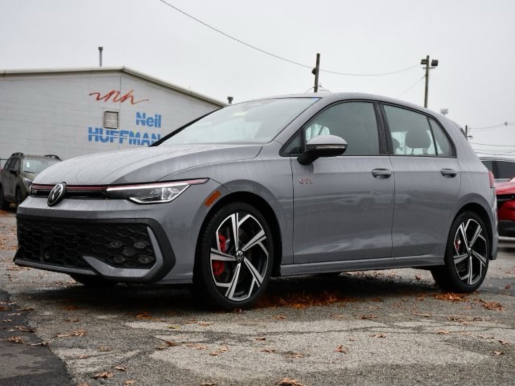 New 2026 Volkswagen GTI SE FWD image 3