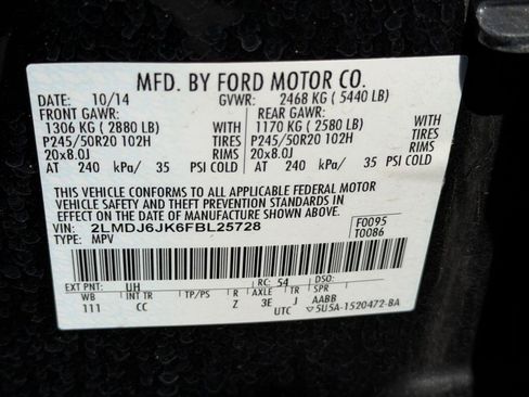 Used 2015 Lincoln MKX FWD w/ Equipment Group 101A image 19
