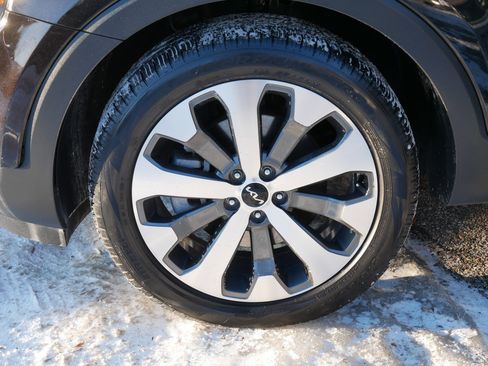 Certified 2022 Kia Telluride EX w/ EX Premium Package image 15