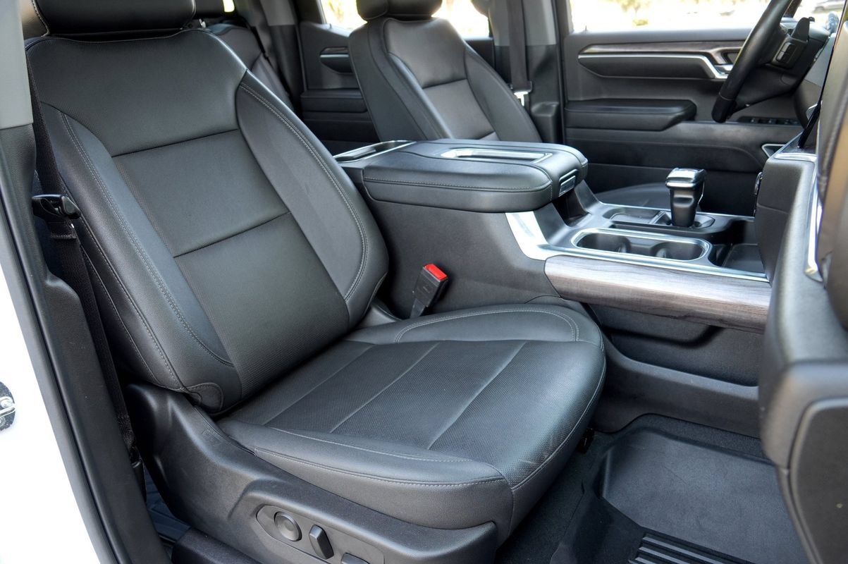 Used 2022 Chevrolet Silverado 1500 LTZ AWD/4WD image 8