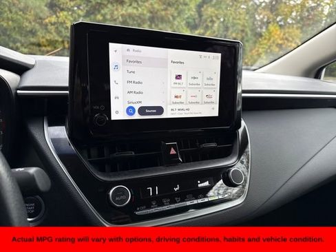 Used 2024 Toyota Corolla LE image 15