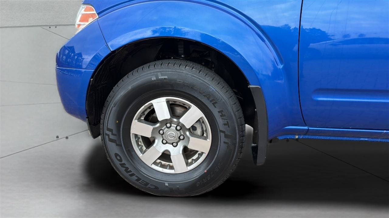 Used 2013 Nissan Frontier PRO-4X AWD/4WD image 31