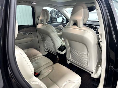 Used 2021 Volvo XC90 T6 Inscription w/ Climate Package image 33