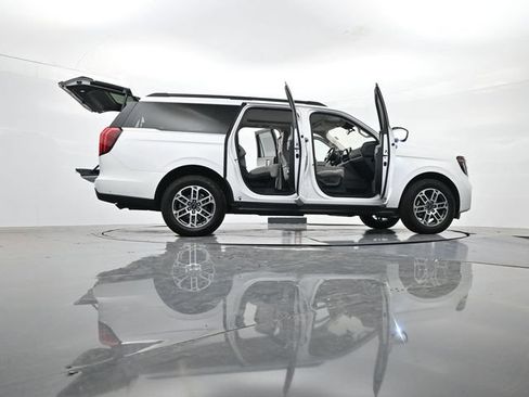 Certified 2025 Ford Expedition Max Active AWD/4WD image 57