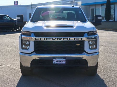 Used 2022 Chevrolet Silverado 2500 LT image 2