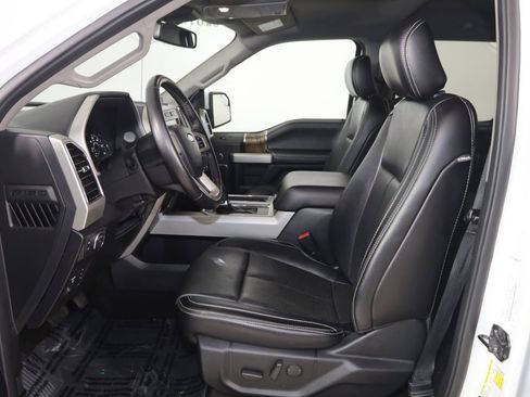 Used 2019 Ford F150 Lariat AWD/4WD image 11