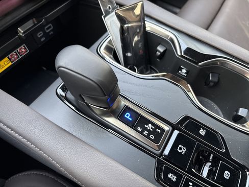 Used 2025 Lexus RX 350 w/ Convenience Package image 26