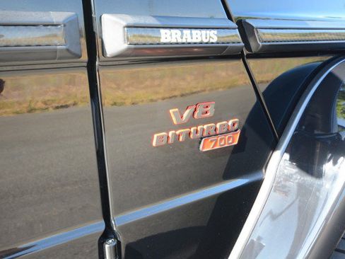 Used 2015 Mercedes-Benz G 63 AMG 4MATIC image 15