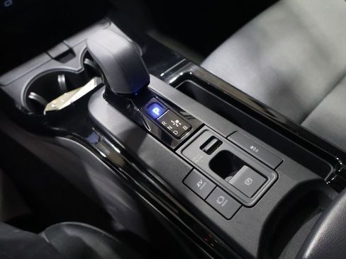 Used 2024 Toyota Prius LE image 30