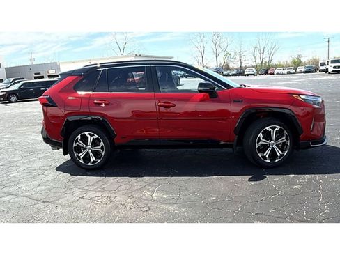 Certified 2022 Toyota RAV4 XSE w/ Premium Package AWD/4WD image 11