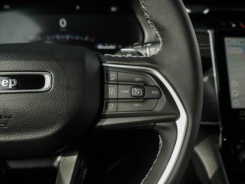 New 2025 Jeep Grand Cherokee Limited w/ Trailer Tow Package image 21