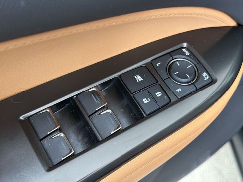 Used 2025 Lexus NX 350h AWD w/ Accessory Package (2T) image 24