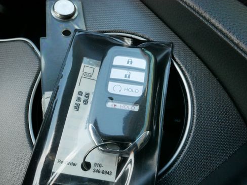 Certified 2025 Honda Ridgeline Sport image 34