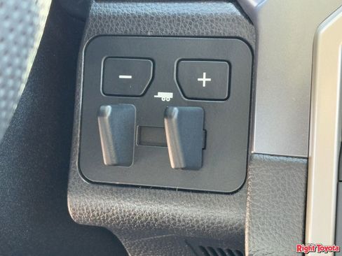 Certified 2026 Toyota Tacoma SR5 image 26