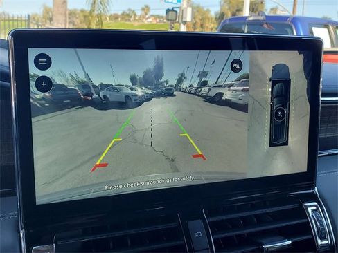 Used 2023 Lincoln Navigator L Black Label image 9