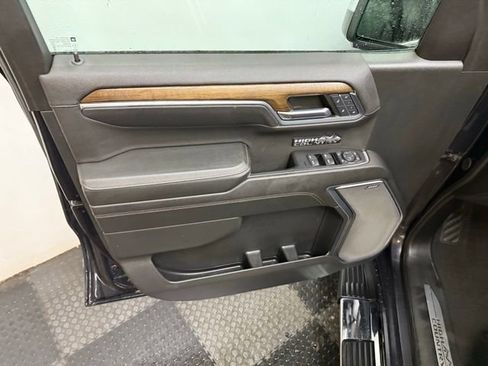 Used 2024 Chevrolet Silverado 1500 High Country w/ High Country Premium Package image 20