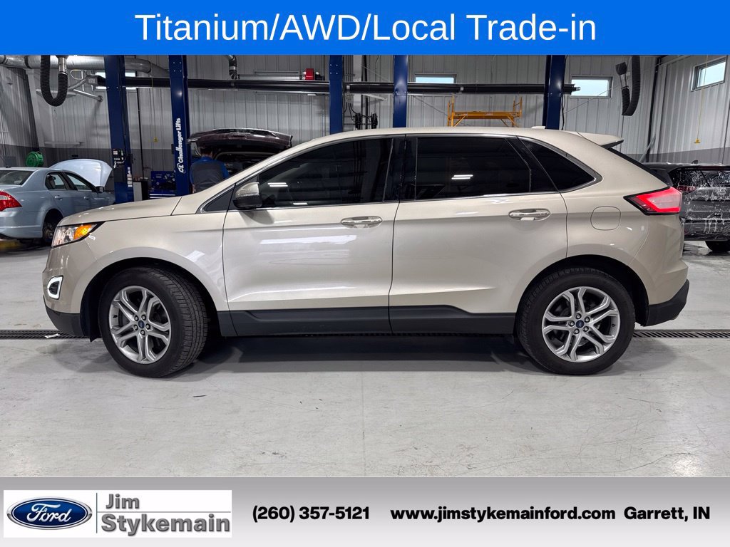 Used 2017 Ford Edge Titanium w/ Technology Package AWD/4WD image 3