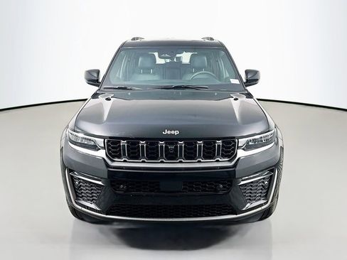 New 2026 Jeep Grand Cherokee Limited image 2
