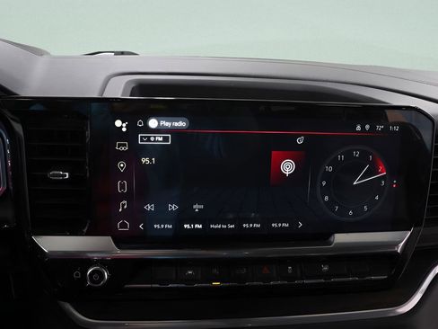 Used 2022 GMC Sierra 1500 SLT w/ SLT Convenience Package image 11