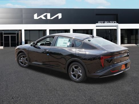 New 2026 Kia K4 FWD image 5