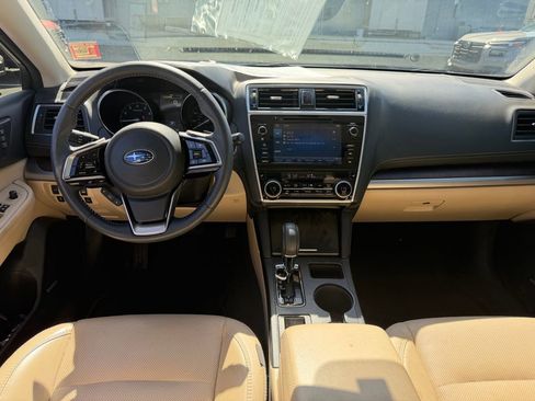 Used 2019 Subaru Outback 2.5i Limited AWD/4WD image 7