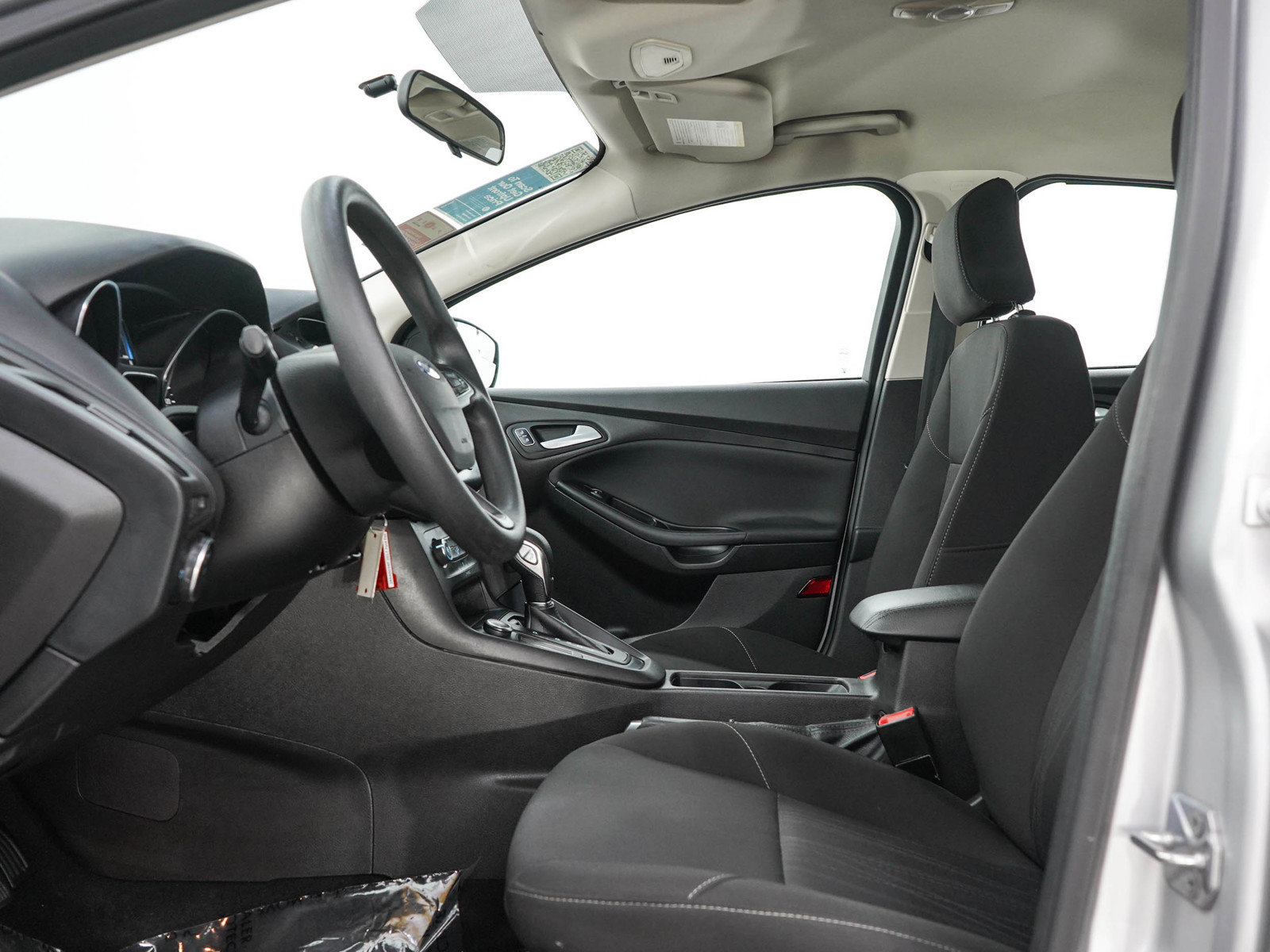 Used 2017 Ford Focus SE FWD image 20