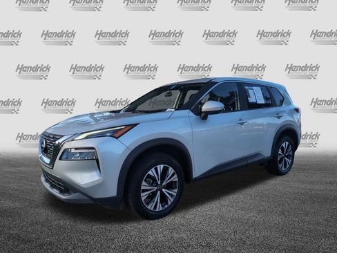 Used 2023 Nissan Rogue SV AWD/4WD image 5