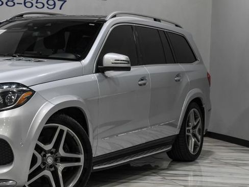 Used 2017 Mercedes-Benz GLS 550 4MATIC image 8