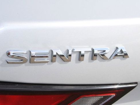 Used 2023 Nissan Sentra SV FWD image 7