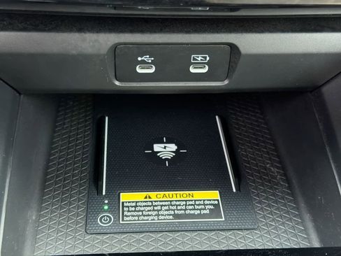 Used 2023 Honda Accord Touring image 34