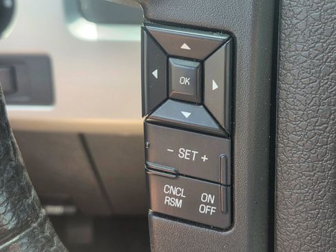 Used 2012 Ford F150 FX4 w/ FX Luxury Pkg AWD/4WD image 19