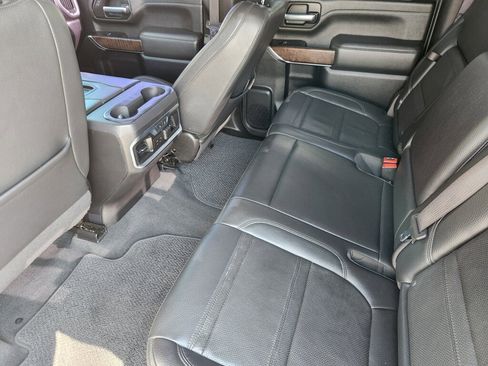 Used 2021 GMC Sierra 2500 Denali w/ Denali Ultimate Package image 9