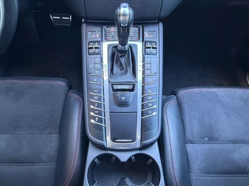 Used 2017 Porsche Macan GTS AWD/4WD image 54