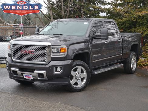 Used 2015 GMC Sierra 2500 Denali image 1