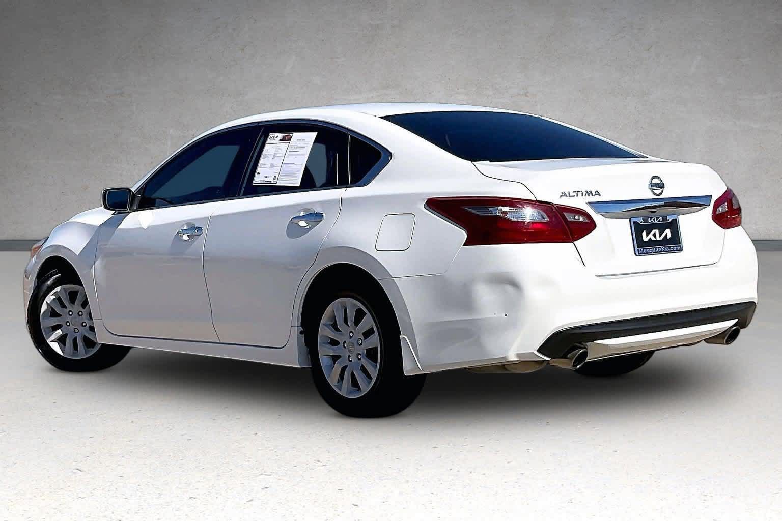 Used 2018 Nissan Altima 2.5 S w/ S Convenience Package FWD image 4