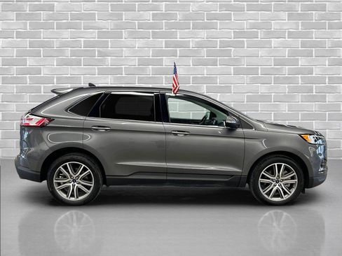 Used 2022 Ford Edge Titanium image 6