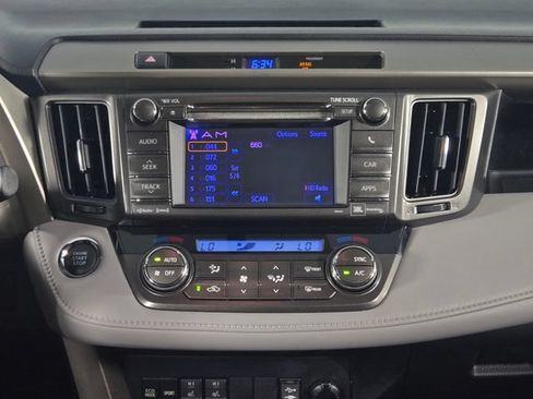 Used 2013 Toyota RAV4 Limited AWD/4WD image 25