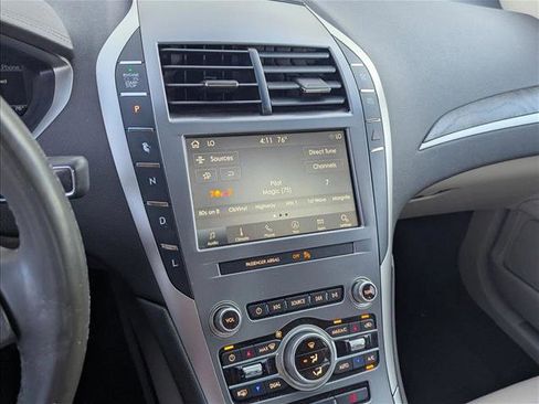 Used 2019 Lincoln MKZ Reserve image 6