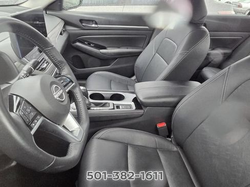 Used 2024 Nissan Altima 2.5 SL FWD image 7